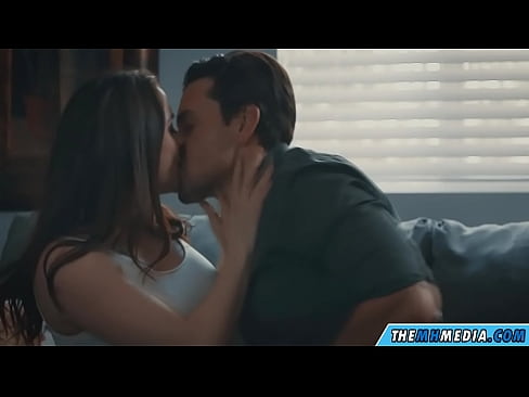 ❤️ Feusuaiga alofa ma se tina busty lelei ❌ Na'o le porn
